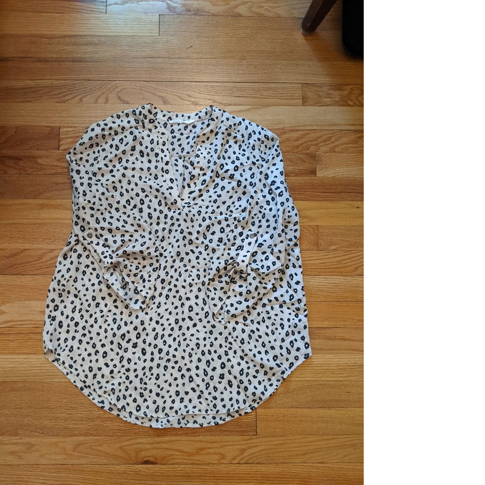 Euc Lush Warren Split Neck Blouse Leopard Print - image 4